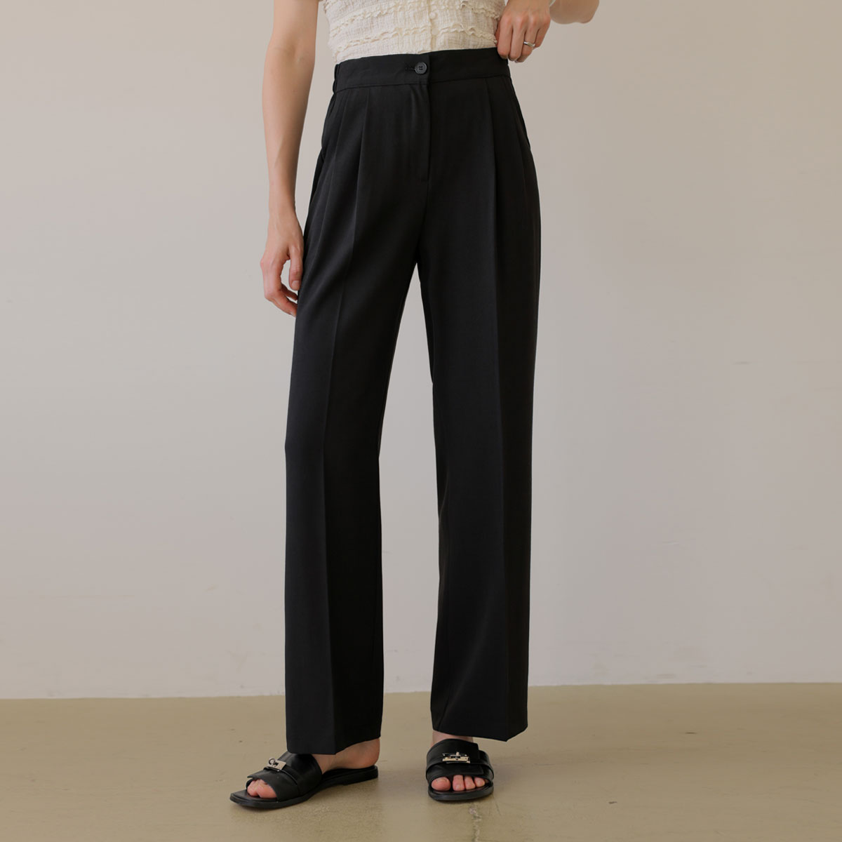 <b>[Made]</b> Life-Changing Linen-Like Slacks