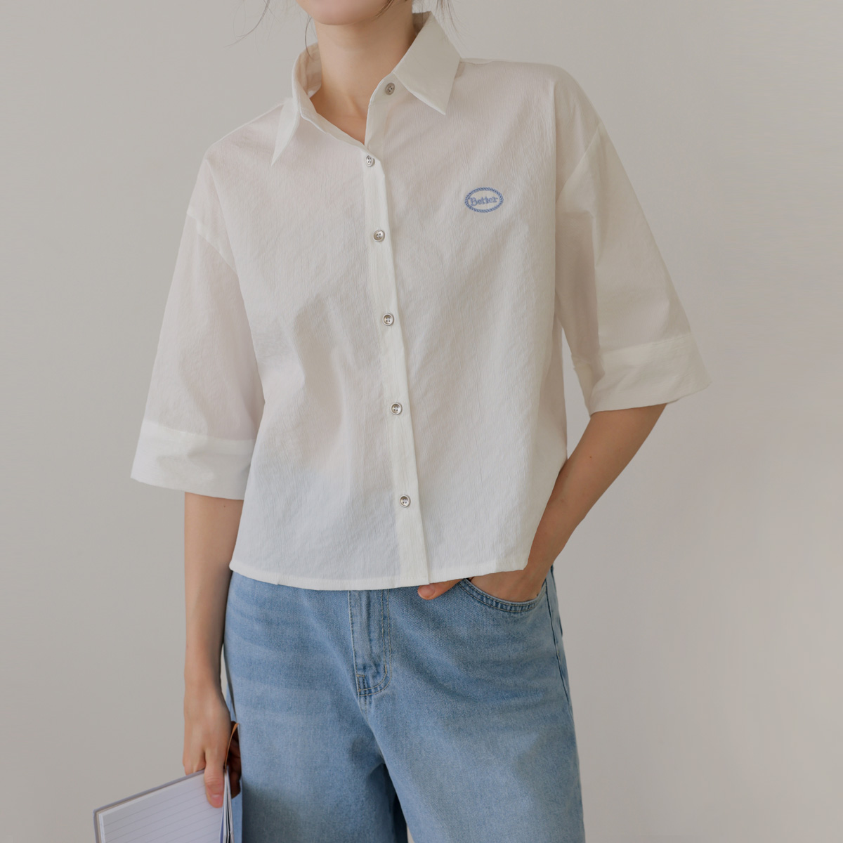 [Emblem] Berry embroidery ice short sleeve shirt