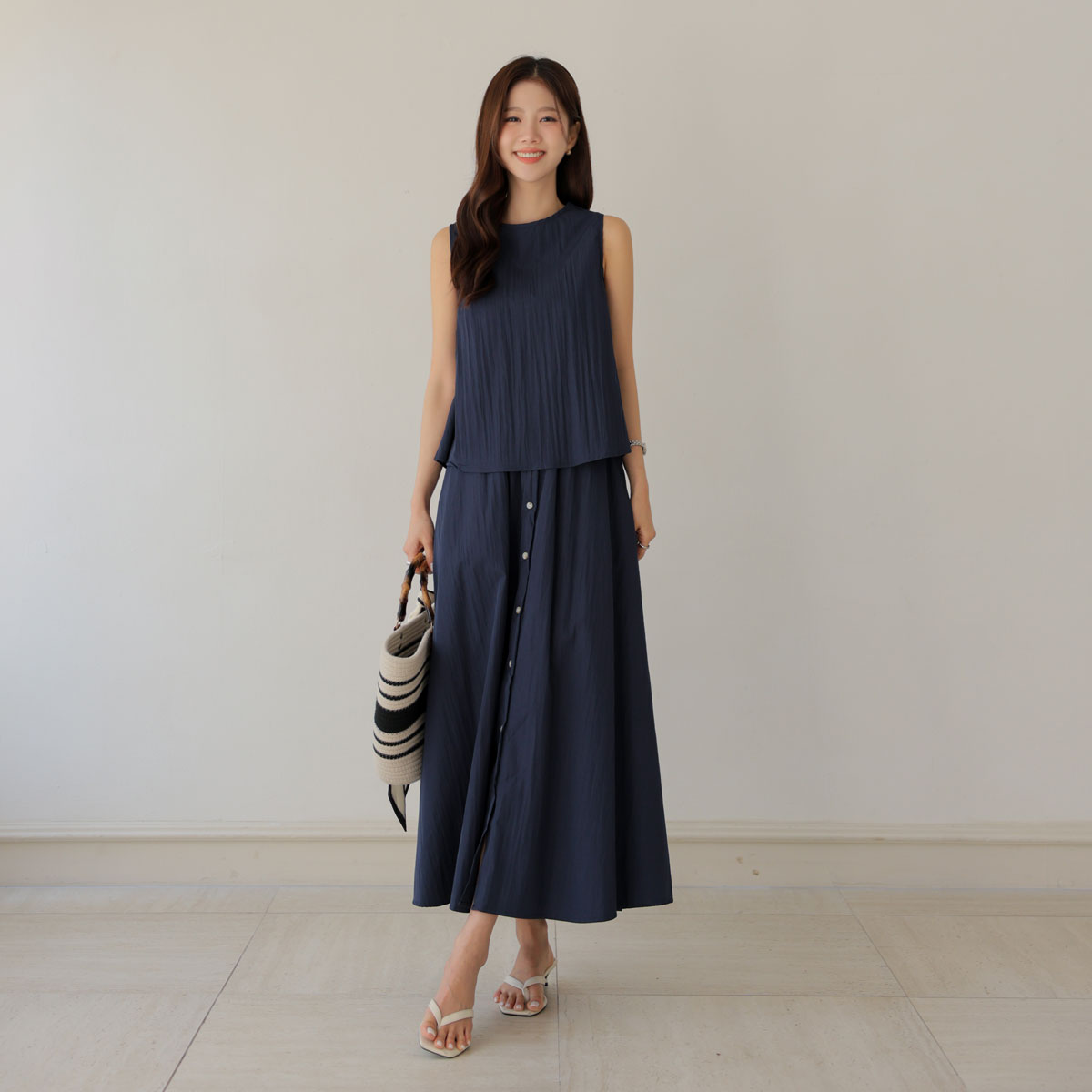 Rustle Wave Button Top and Bottom Set