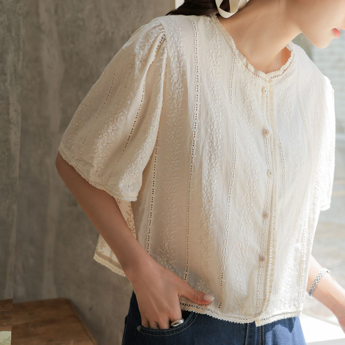 Floral embroidered blouse
