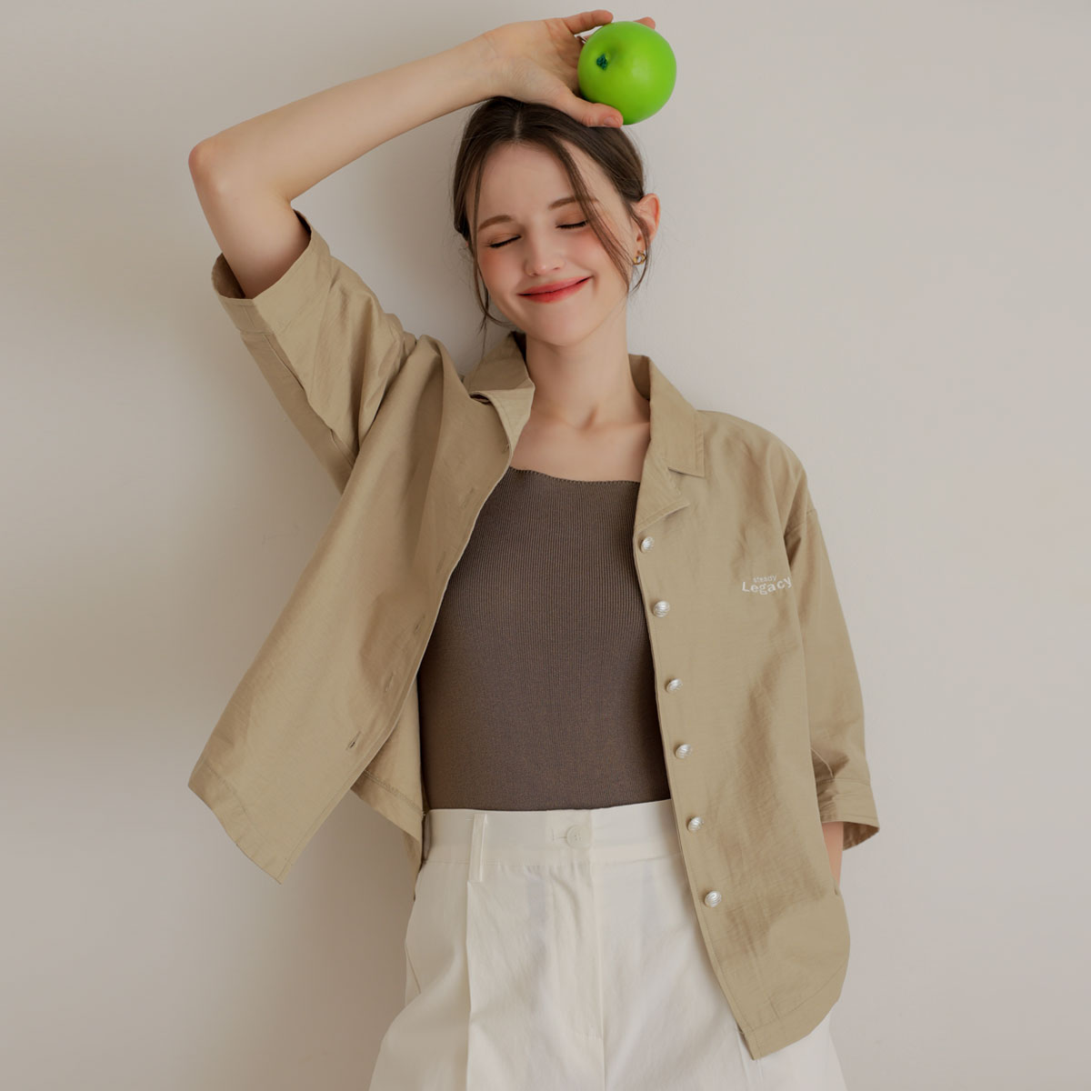 [Emblem] Butter Font Short Sleeve Summer Jacket