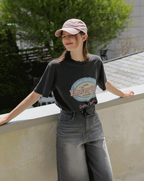 Camp Vintage Print Short Sleeves T-shirt