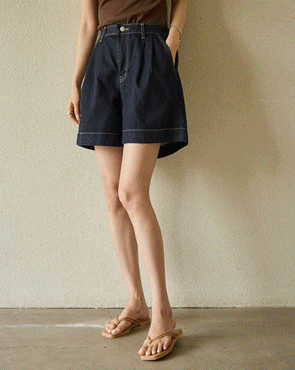 Double pin tuck non-fade stitch 4-part denim pants