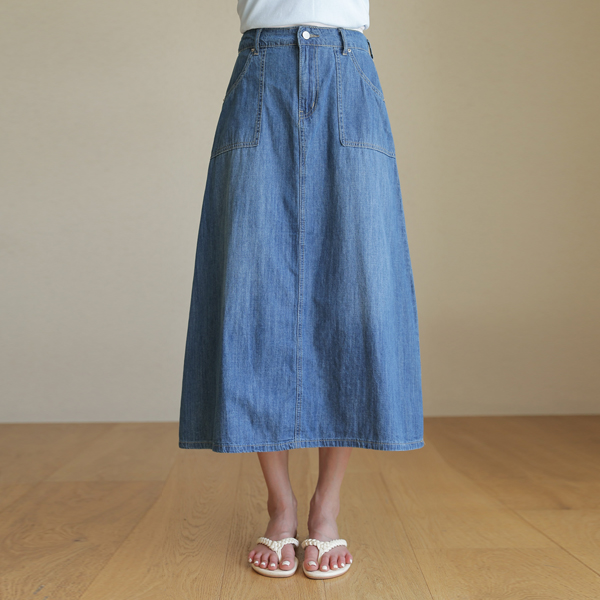 Light Cool Flare Denim Skirt