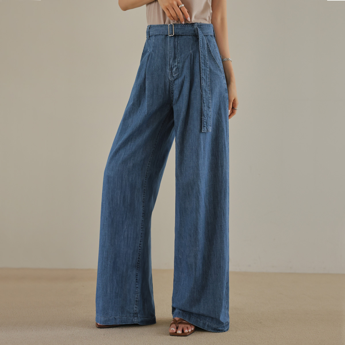 Cool Touch Belt Double Pin Tuck Wide Pants