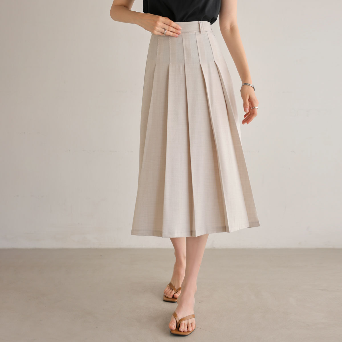 2TYPE pin tuck cool modern flare skirt