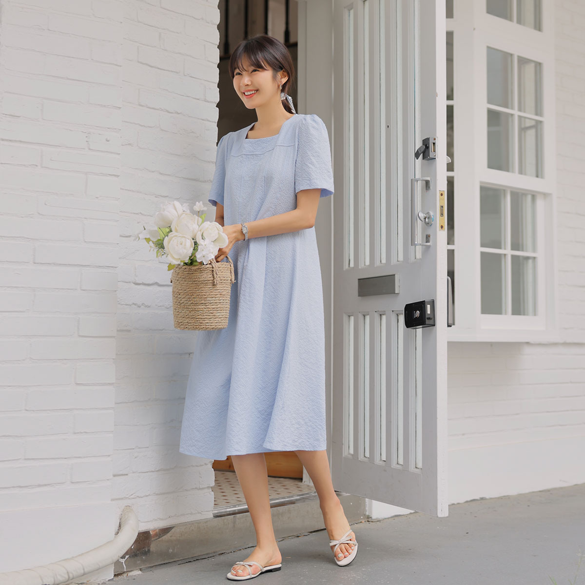Pure pin tuck short-sleeve square one-piece