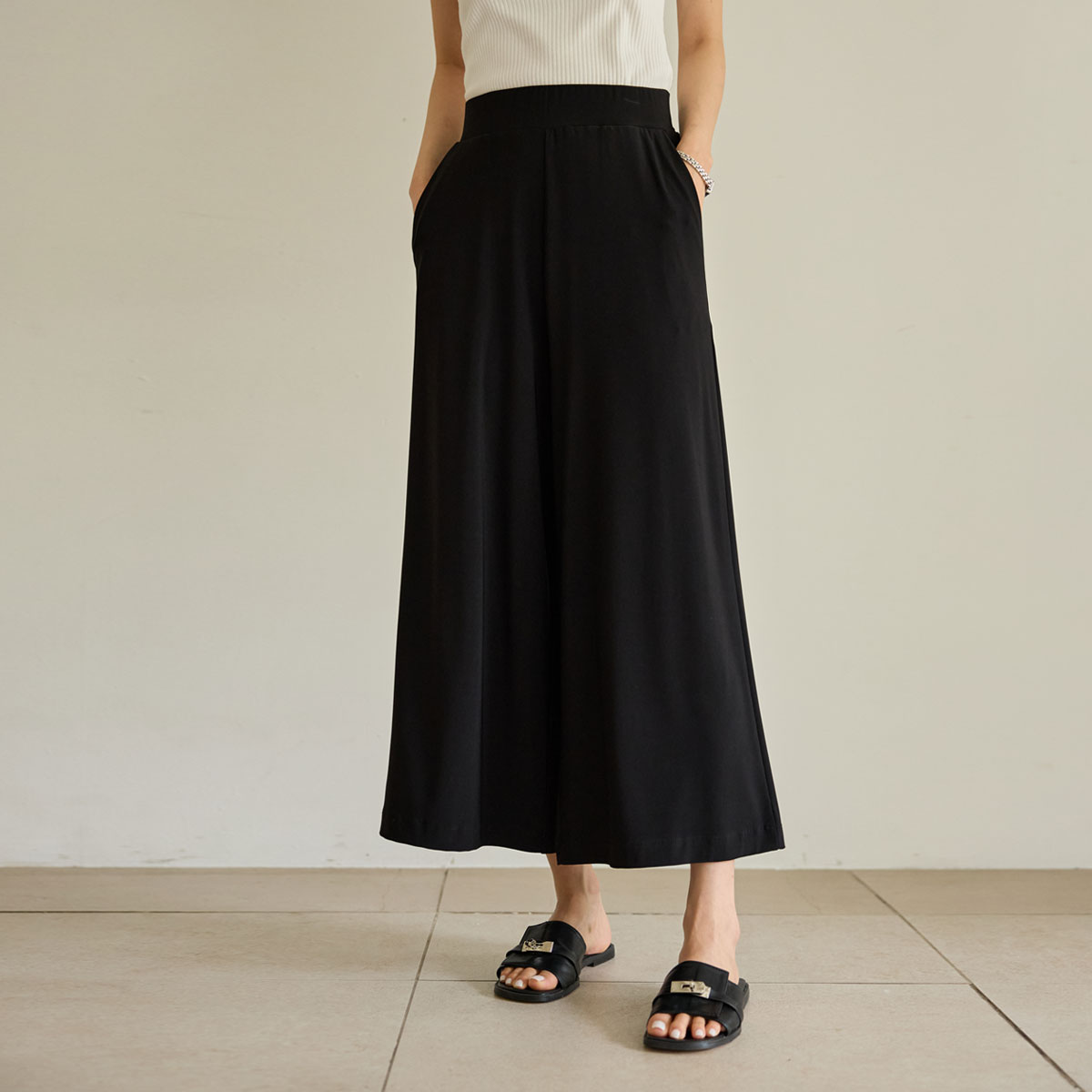 <b>[Made]</b> Ice Cool Tension Mom-Friendly Length Slacks