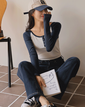 Embroidered single-breasted modal raglan tee
