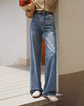 Corrective fit, firm wide denim pants