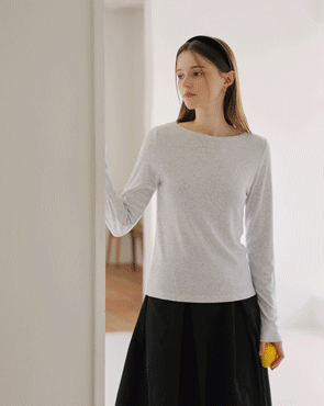 Milk Tension Corrugated Round Long Sleeve T-shirt