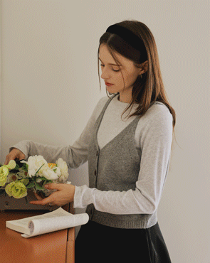 Wool button bustier knit
