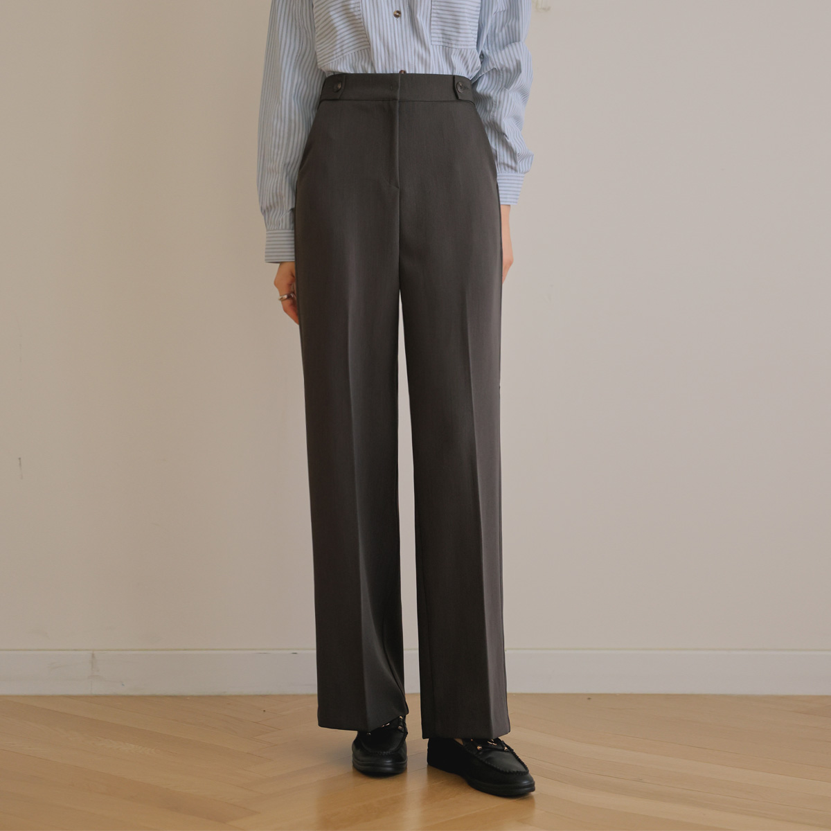 Vizobutton Slacks