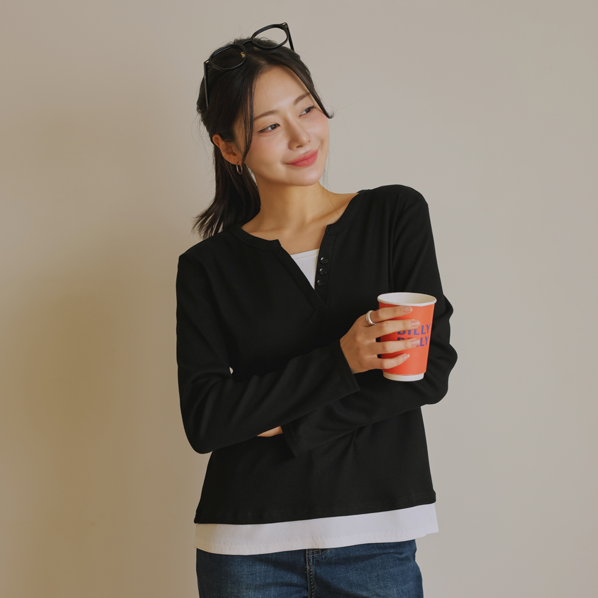 Swan color button long sleeve T-shirt