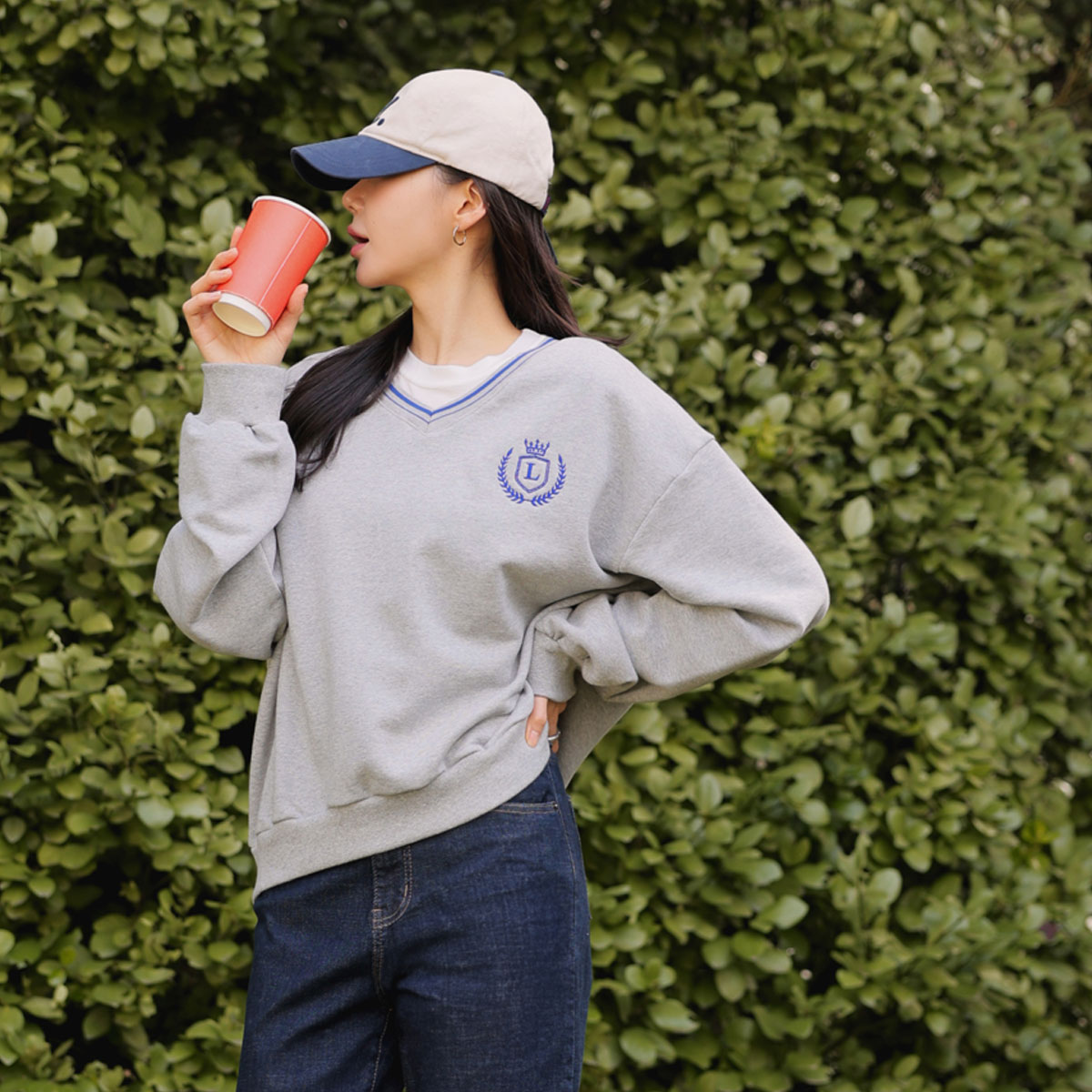 Embroidered V-neck Sweatshirt