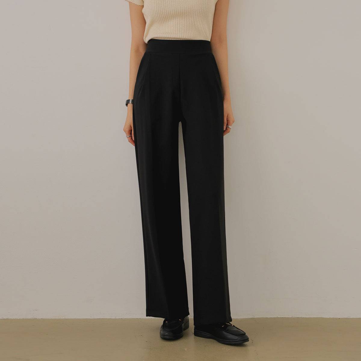 <b>[Made]</b> Everyday comfortable pin-tuck banding wide slacks