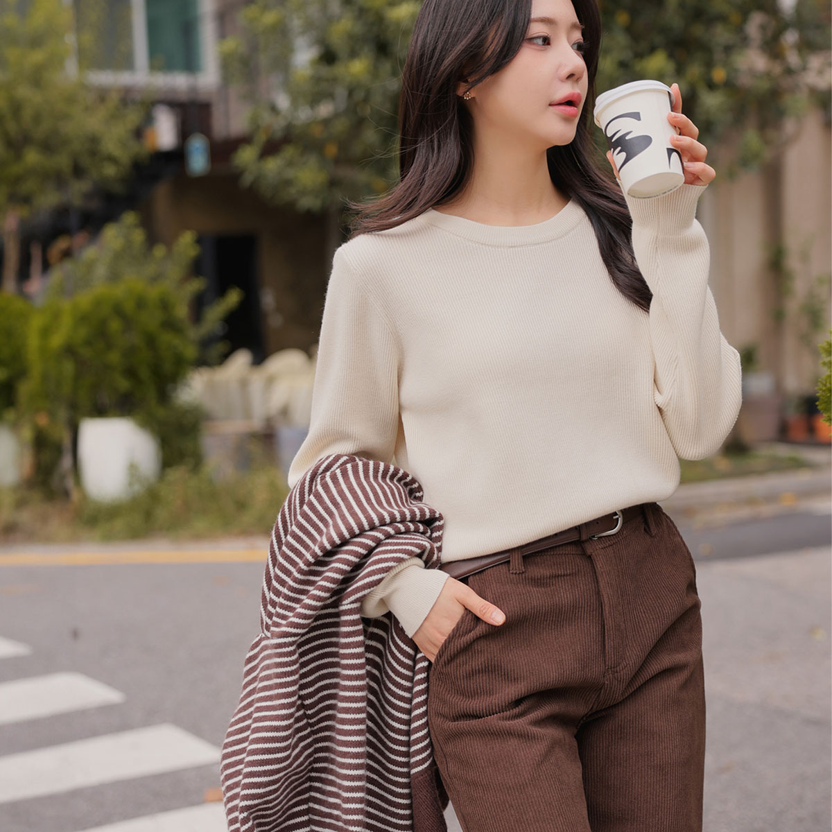 Bertantan round knit