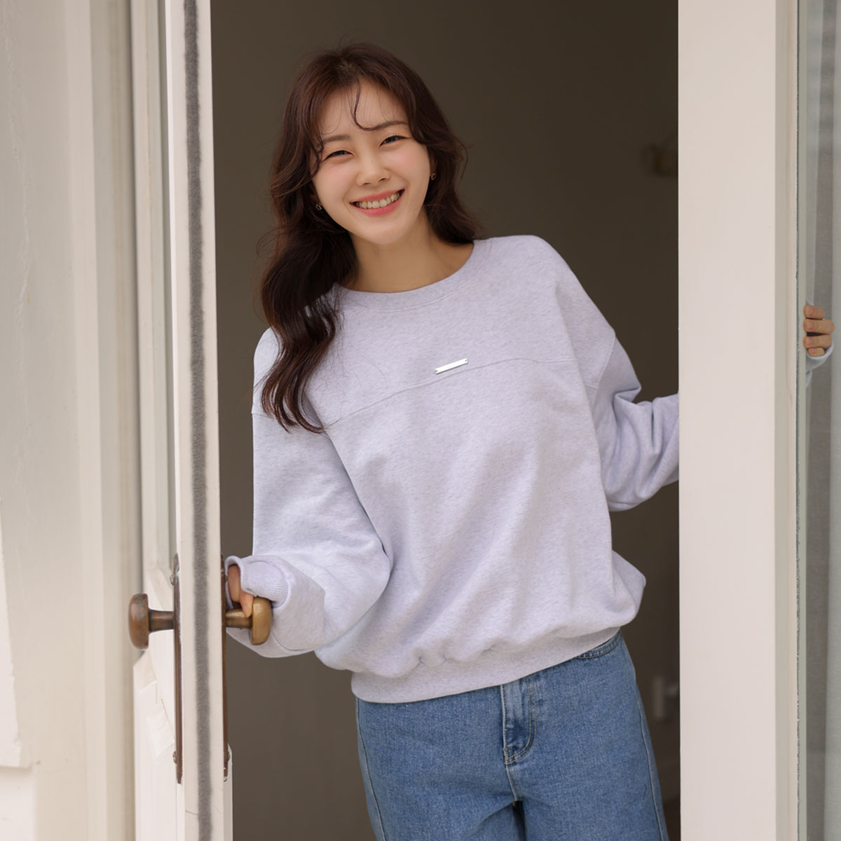 <b>[Limited-Time Discount]</b> Cutout Pendant Sweatshirt