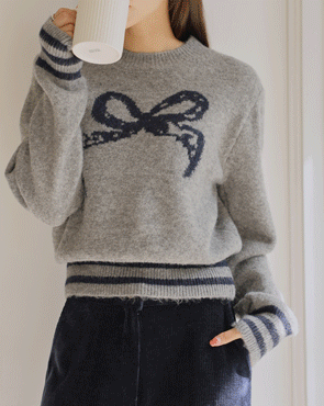 Single-color ribbon knit