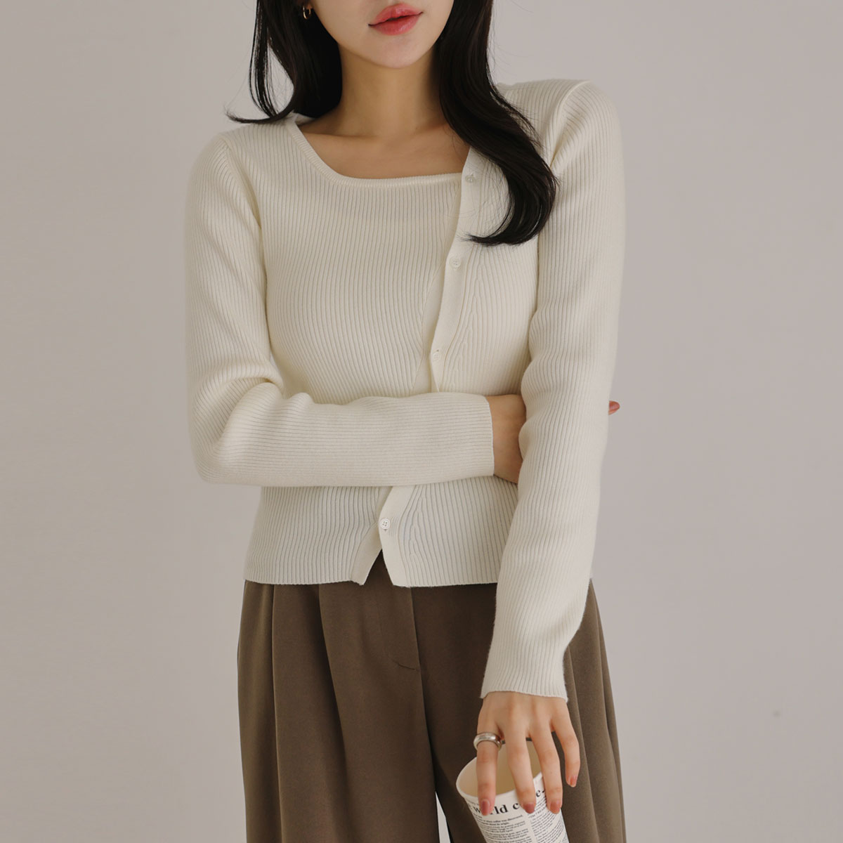 Diagonal button-down ribbed knit