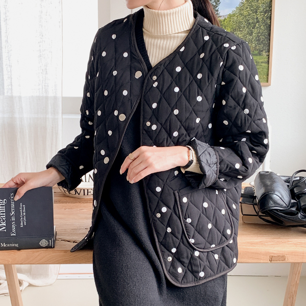 Polka dot quilted lightweight padding