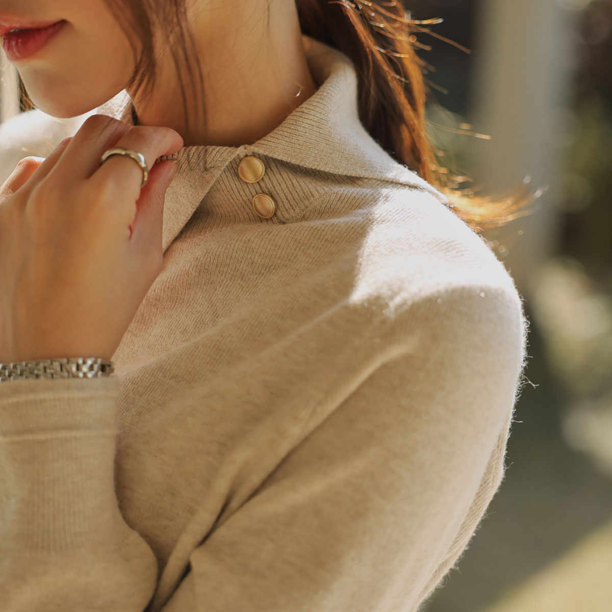 Double gold button pola knit