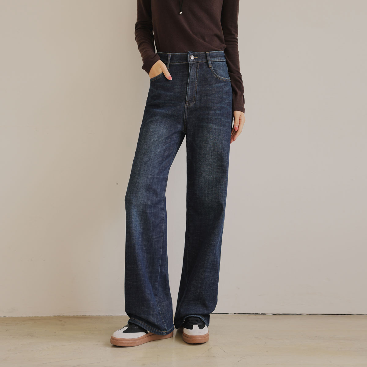 2TYPE Jelly Tension Soft Raised Fleece Wide Denim Pants