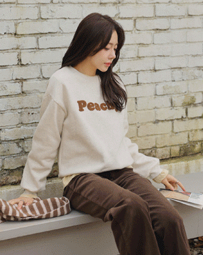 Peach Buckle Triangle Sweatshirt