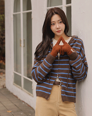 Woody Dangara Hooded Zip-up Knit