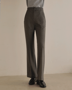 Line Wool-like fleece bootcut slacks