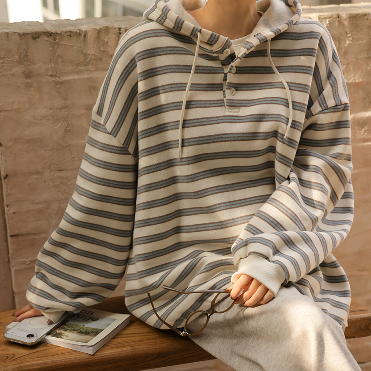 Striped loose-fit fleece hoodie