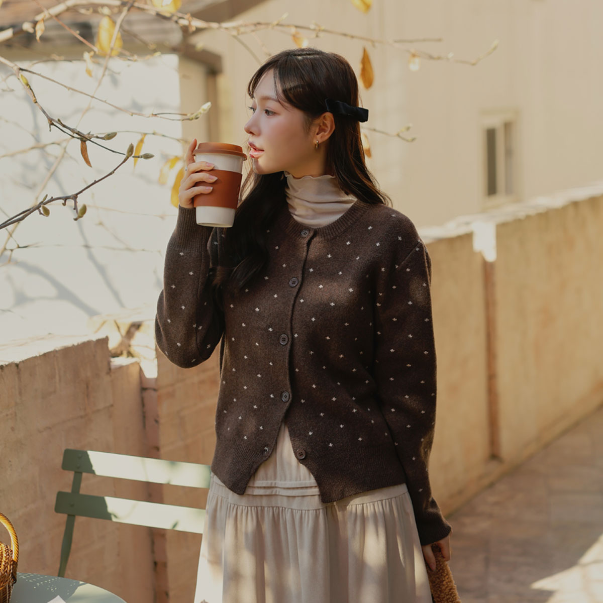 <b>[Special 2-Piece Offer]</b> Brinny Wave Line Span Paula T-shirt