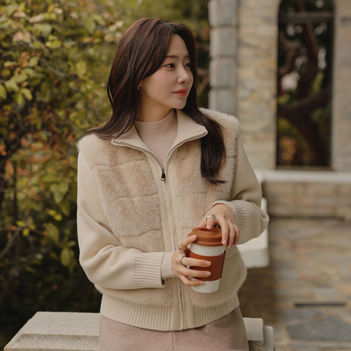 Bodlepur Highneck Zip Knit