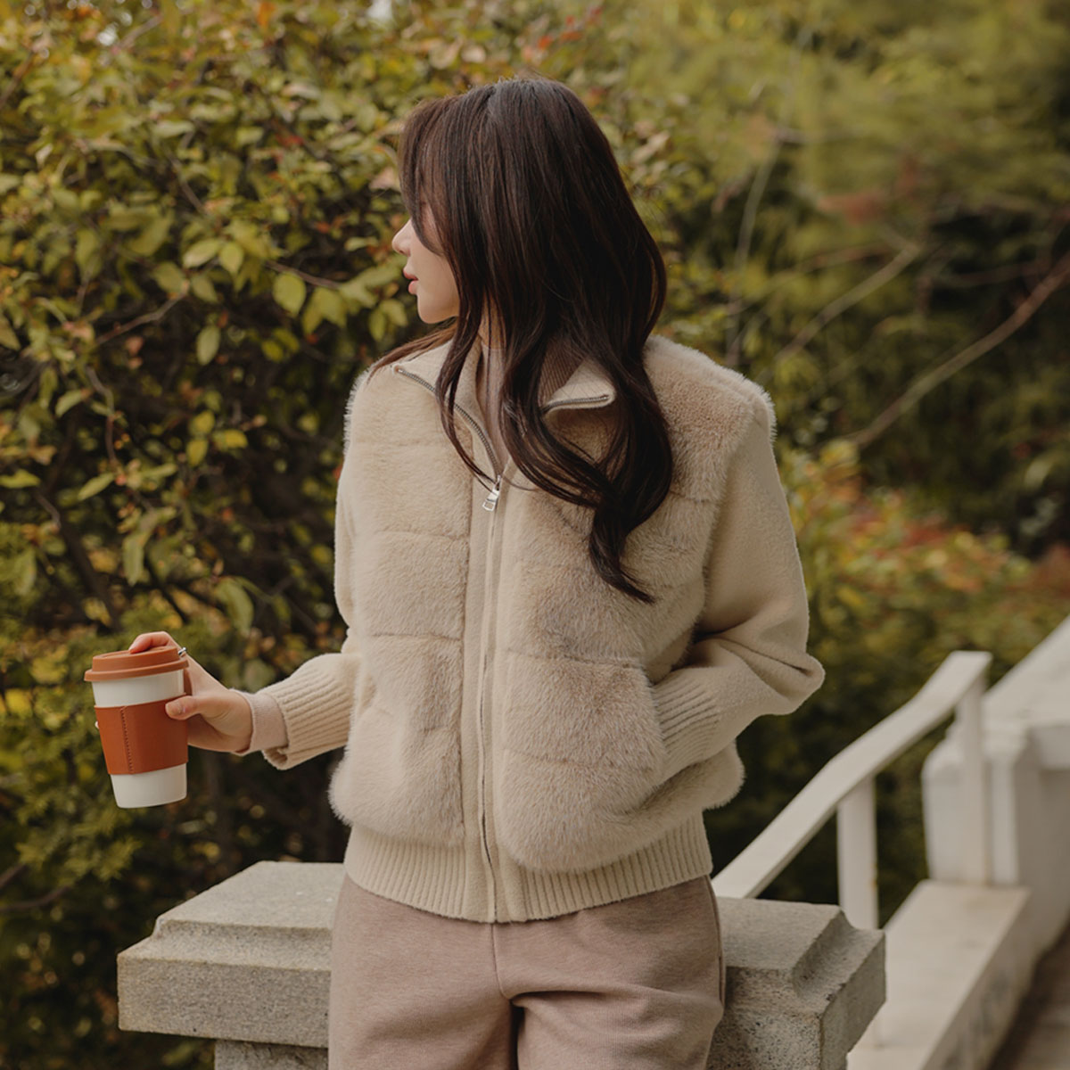 Bodlepur Highneck Zip Knit