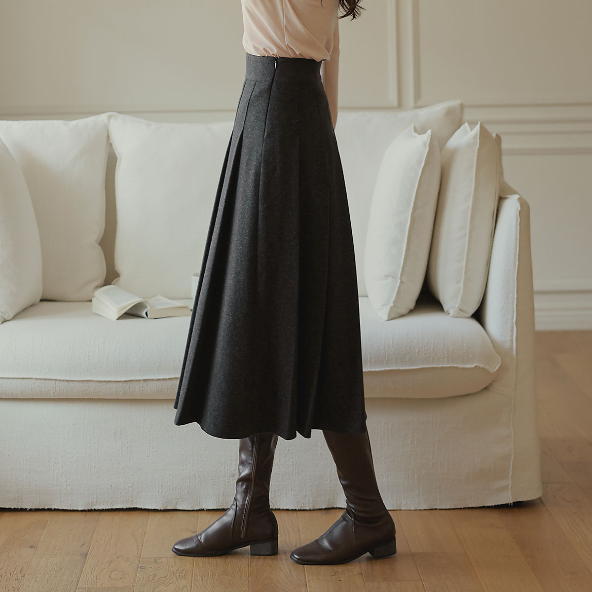 Thick Pleated Skirt