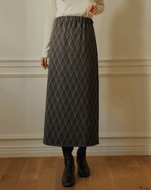 Check mink fur skirt