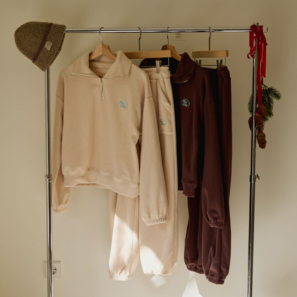 Camping fleece half-zip top and bottom set