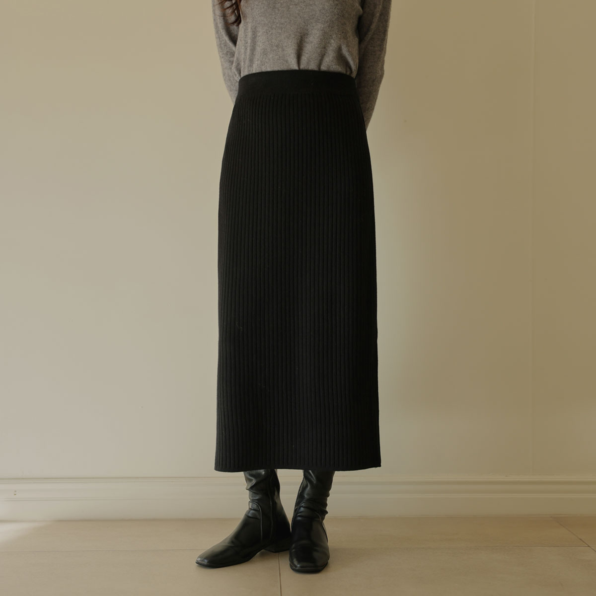 Tantan Golji Banding Knit Skirt
