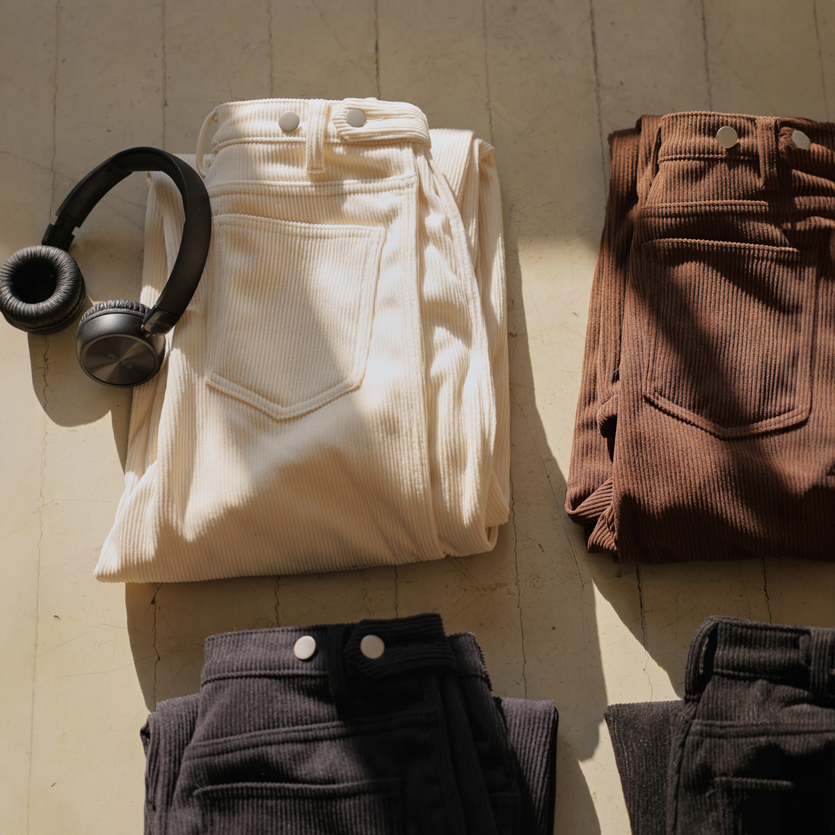 3TYPE Corduroy V-neck Raised Wide Pants