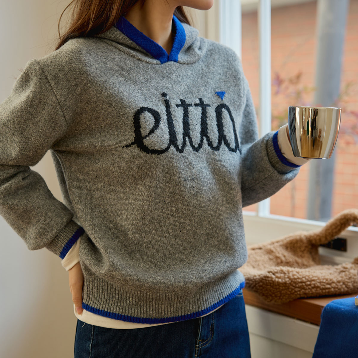 Lettering Line Color Block Knit Hood