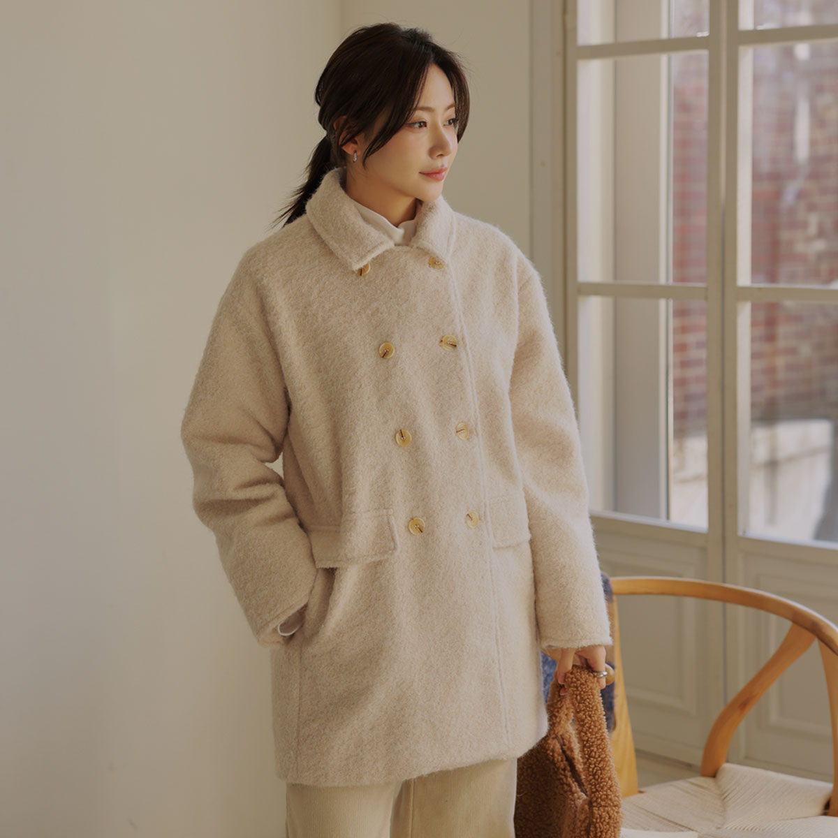 Double-button boucle coat