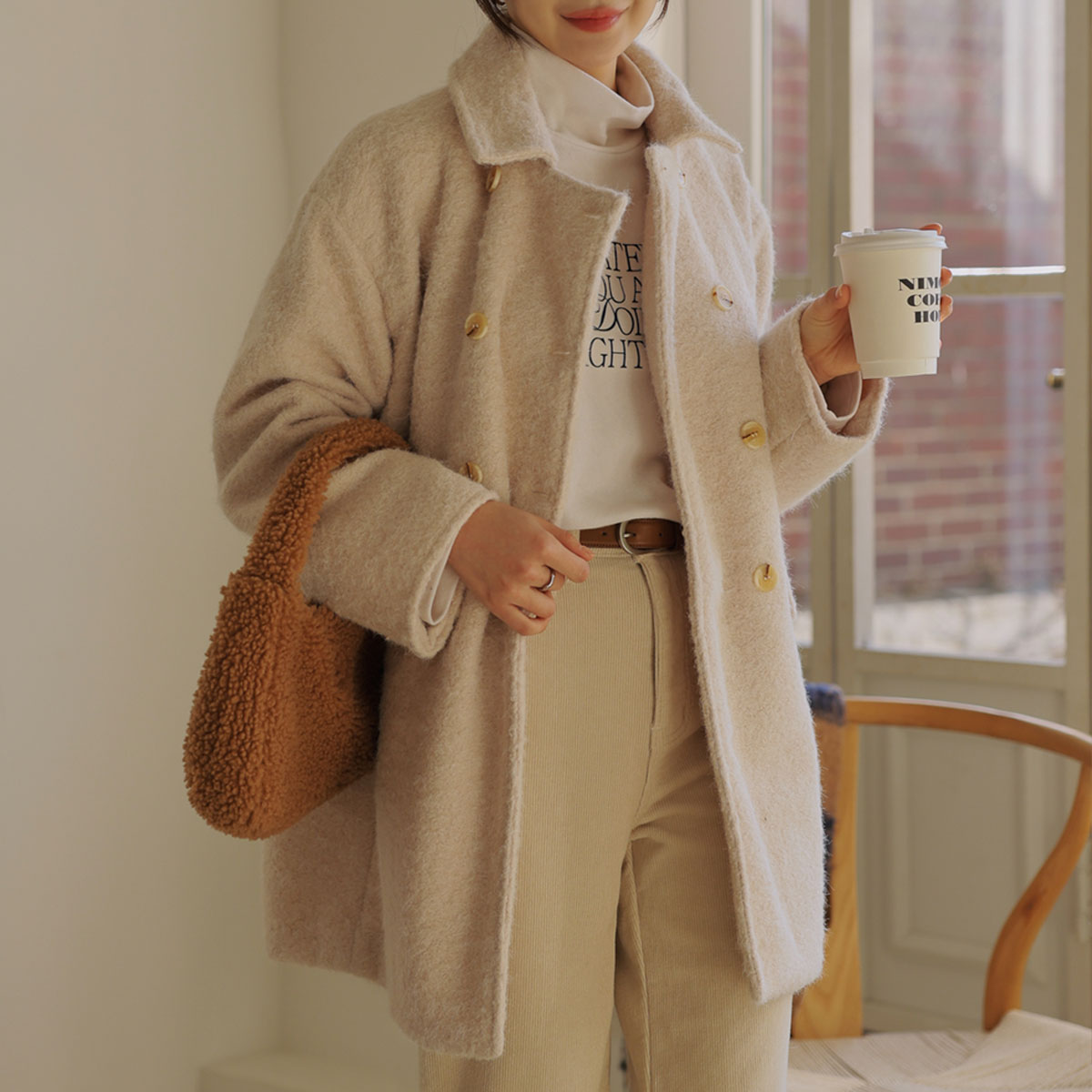 Double-button boucle coat