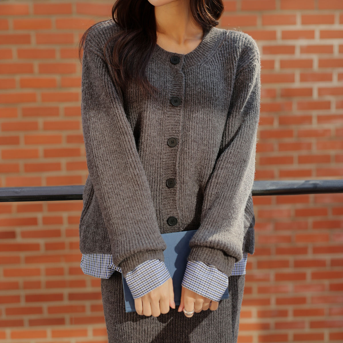 Checked color knit top and bottom set