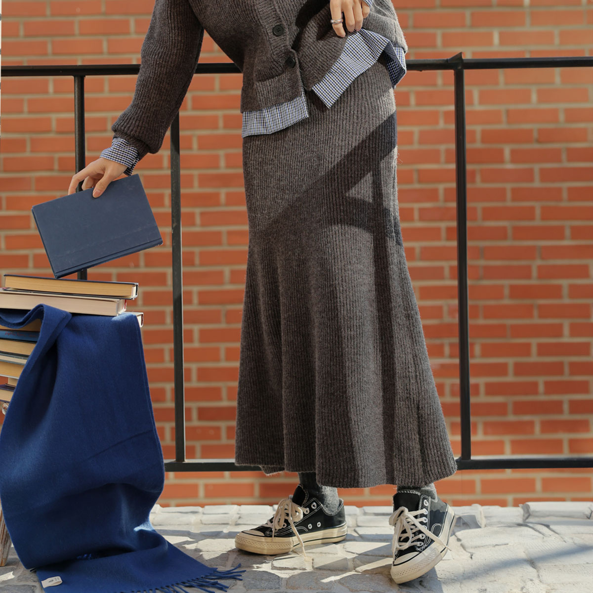 Checked color knit top and bottom set