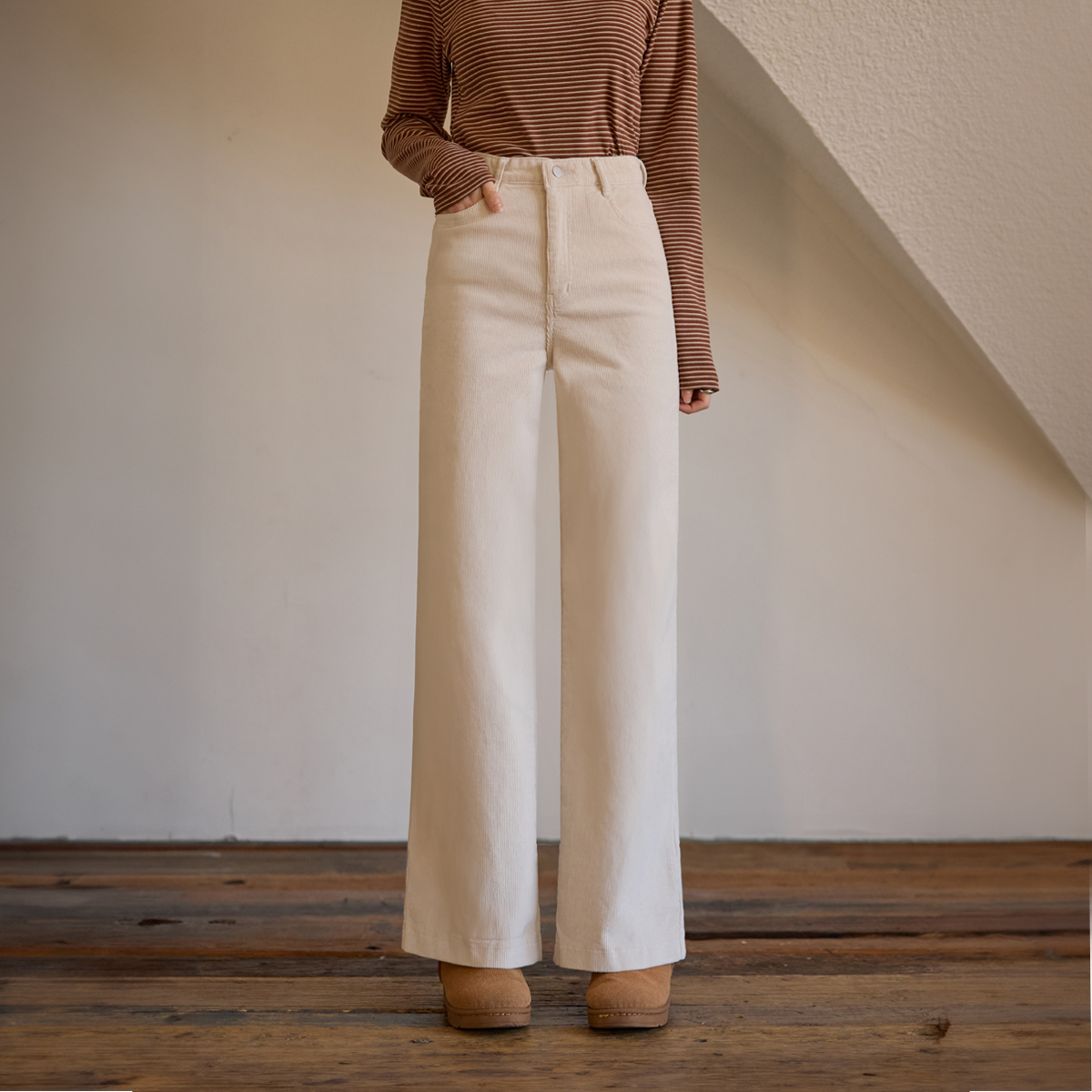 Pastelly Span Corduroy Bootcut Pants