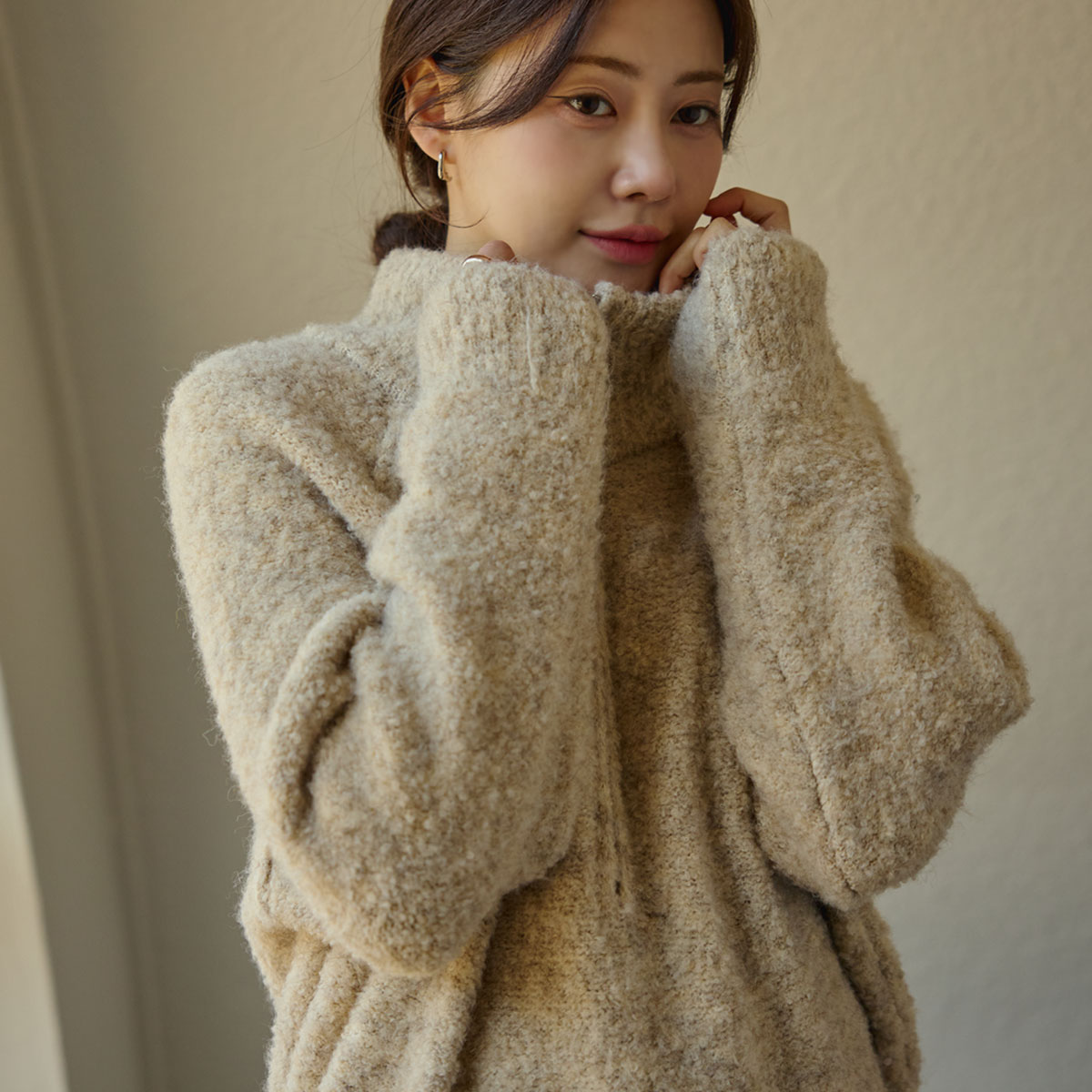 More Buckle Half-zip Knit