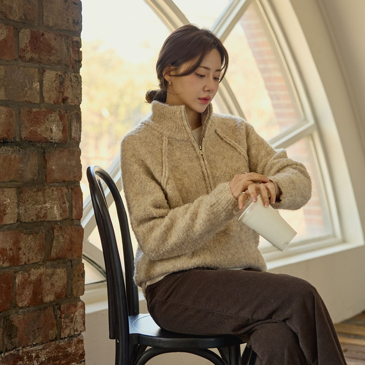 More Buckle Half-zip Knit