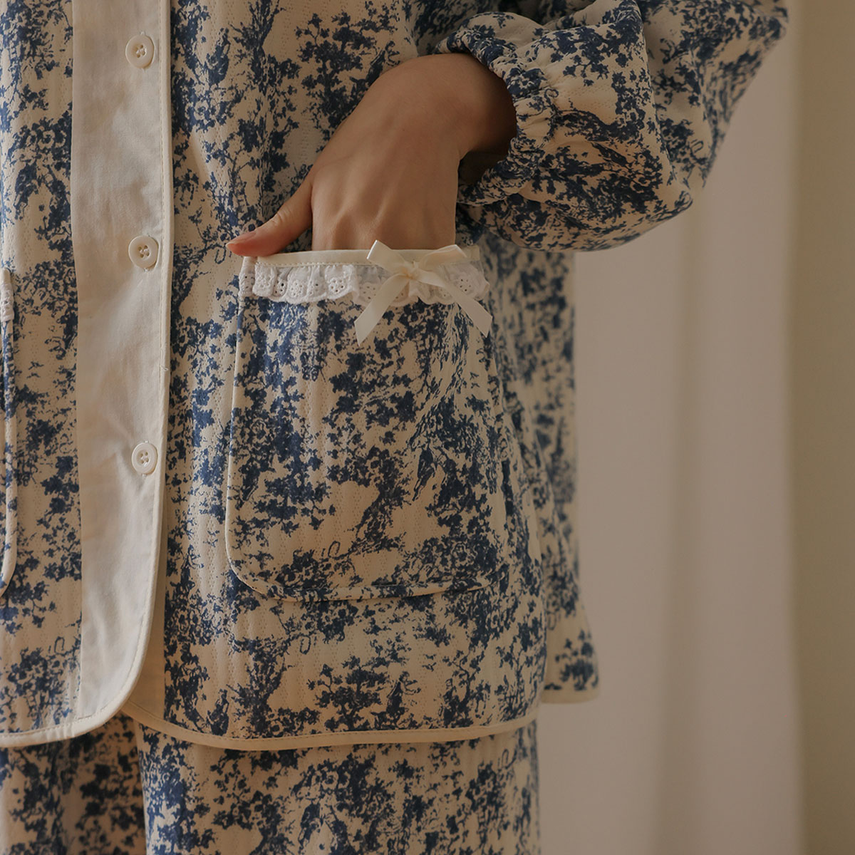 Blue Flower Home Quilting Top and Bottom Set