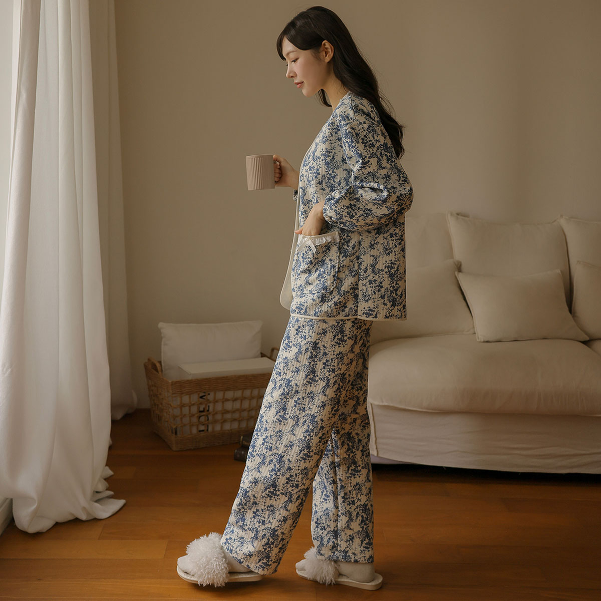 Blue Flower Home Quilting Top and Bottom Set
