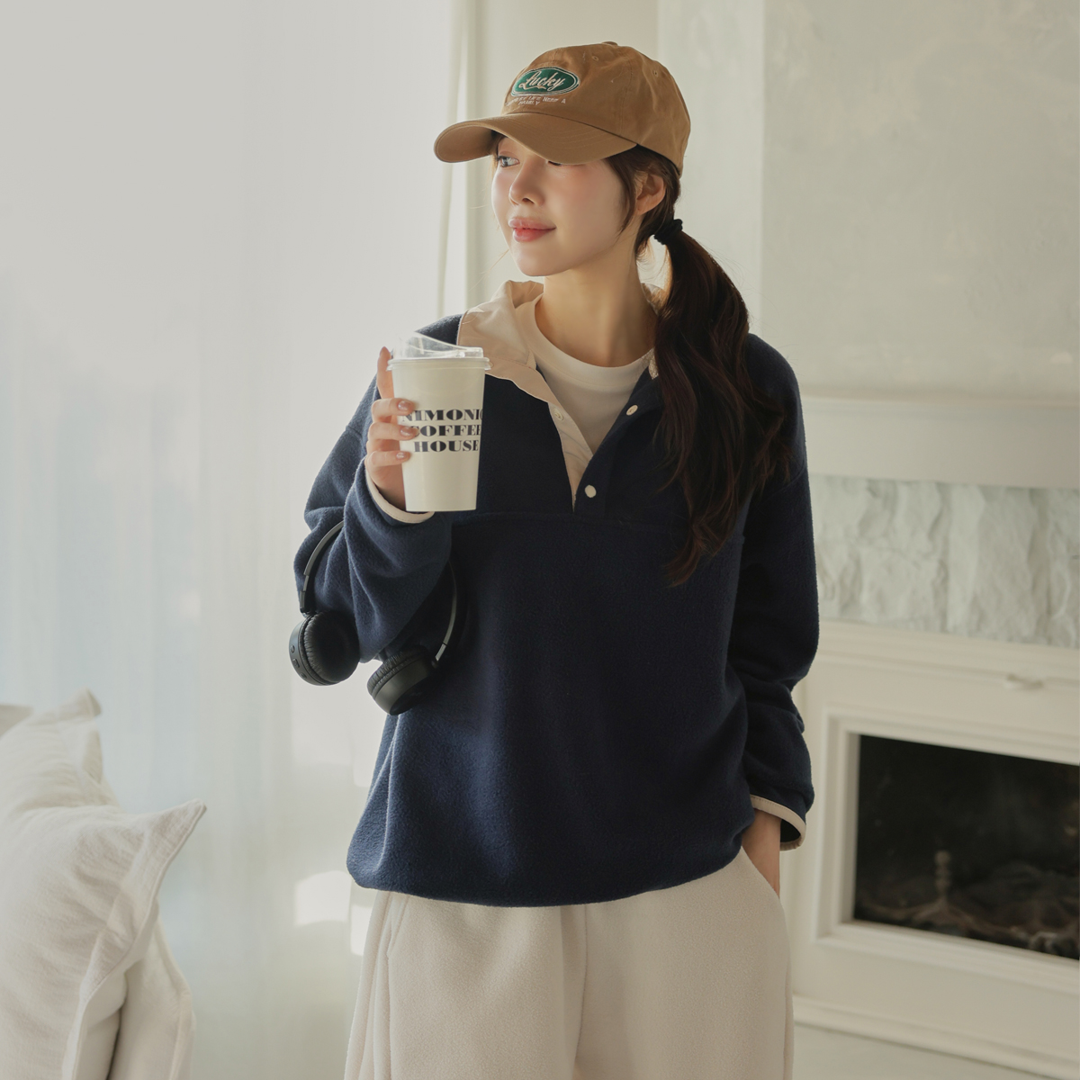 <b>[Opening Special]</b> <b>[Made]</b> Fluffy Fleece Collar Color Block Semi-Open Man-to-Man